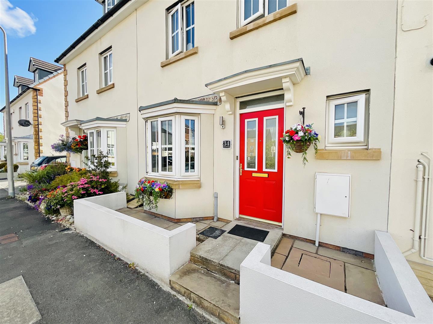 Bryntirion, Llanelli, SA15 3QD Property for Sale Willow Estates of